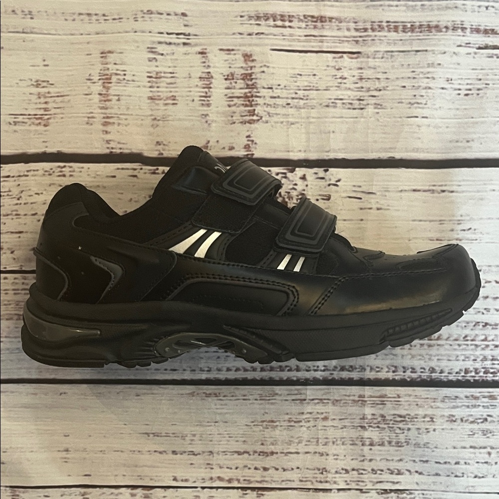 Vionic Women’s Tabi Orthotic Walking Shoe